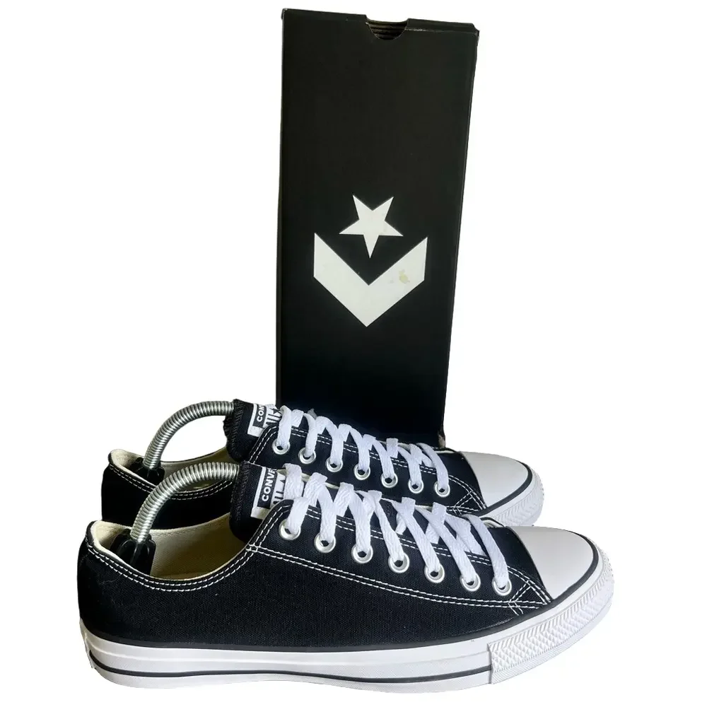 CONVERSE NEW Unisex CTAS Low Black White Shoe Size 9 or 11 #B1429 - Picture 1 of 10
